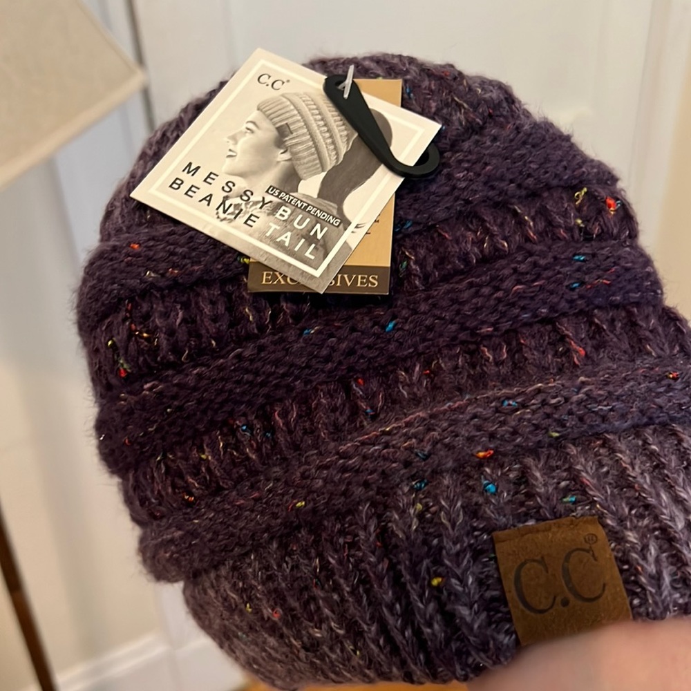 Never worn CC ponytail beanie